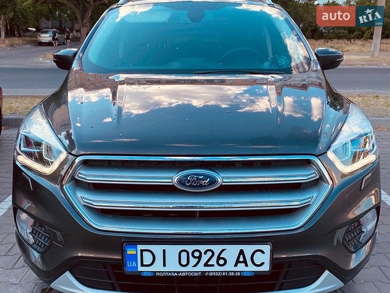 Внедорожник / Кроссовер Ford Kuga 2019 в Петриковке