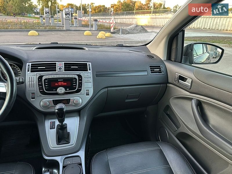 Позашляховик / Кросовер Ford Kuga 2011 в Києві