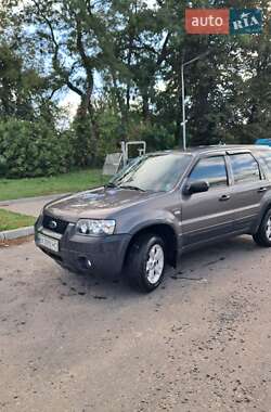 Ford Maverick  2005