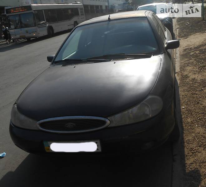 Ford Mondeo 1996 года