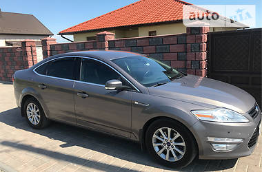 Ford Mondeo   2012