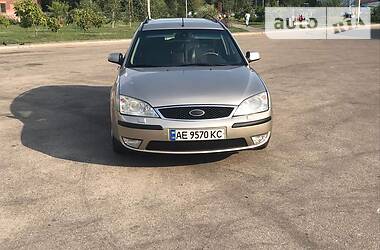 Ford Mondeo   GHIA r 2004