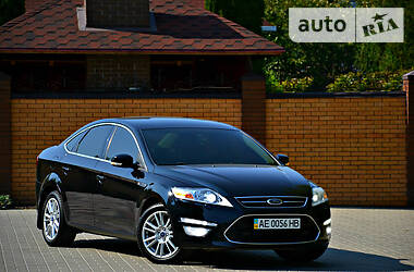 Ford Mondeo TITANIUM LUX  2013