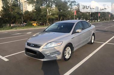 Ford Mondeo EcoBoost 2012