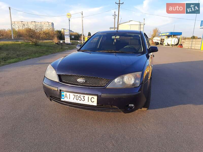 Хетчбек Ford Mondeo