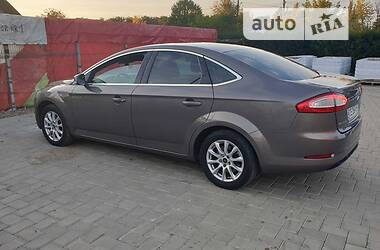 Ford Mondeo  2012