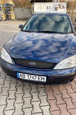 Ford Mondeo  2002