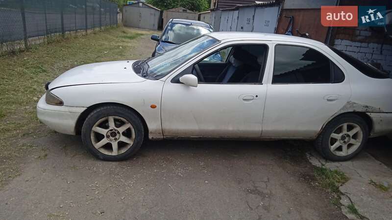 Ford Mondeo 1994 року в Одесі