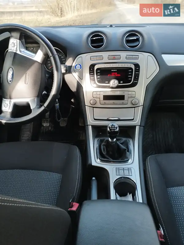 Ford Mondeo