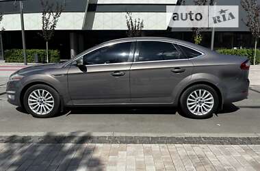 Ford Mondeo  2012