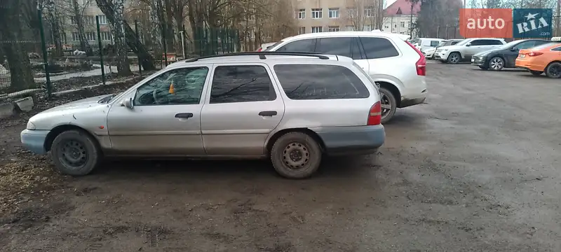 Ford Mondeo