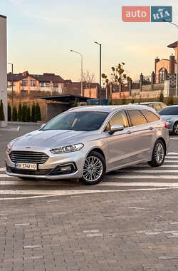 Ford Mondeo  2020