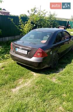Ford Mondeo  2002