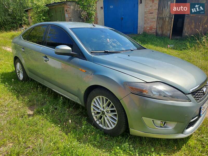 Лифтбек Ford Mondeo
