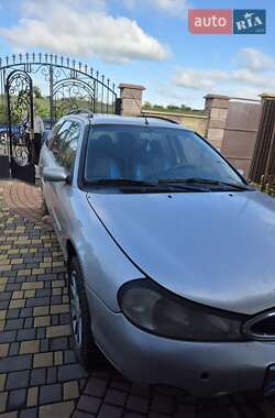 Ford Mondeo 2000