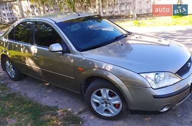 Ford Mondeo  2002