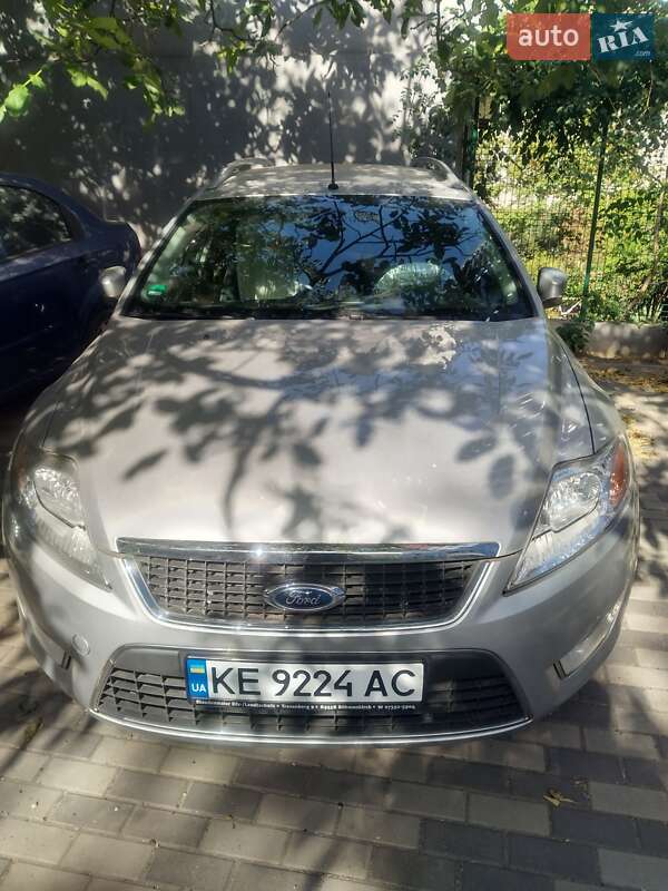 Легкові Ford Mondeo