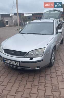 Ford Mondeo  2002