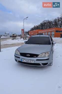 Ford Mondeo 2004