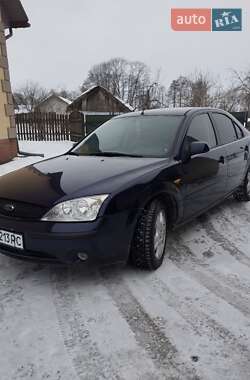 Ford Mondeo  2002