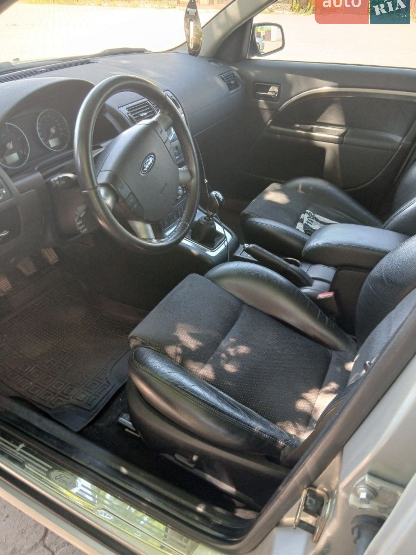 Ford Mondeo 2004 VIN WF0WXXGBBW4L55168 фото оголошення 5 з 5