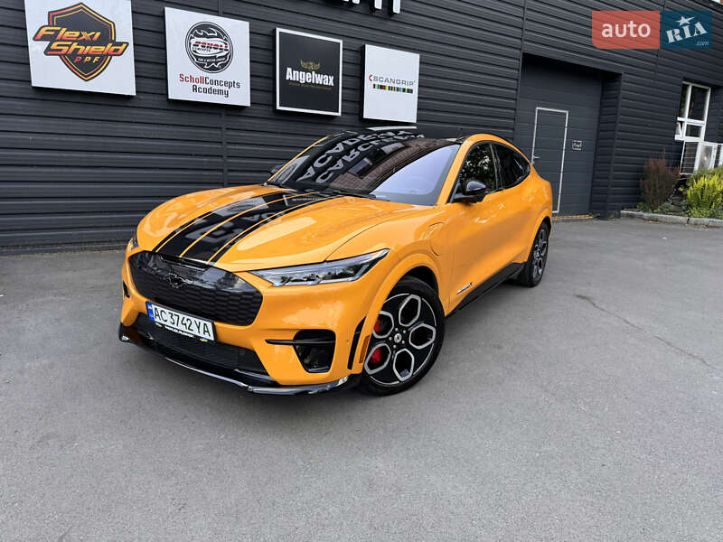 Ford Mustang Mach-E 2022 года в Луцке