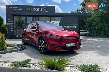 Ford Mustang Mach-E  2021