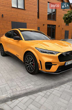 Ford Mustang Mach-E  2021