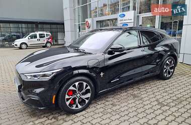 Ford Mustang Mach-E  2021