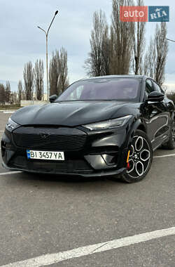 Ford Mustang Mach-E  2021