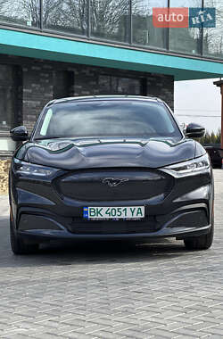 Ford Mustang Mach-E  2021