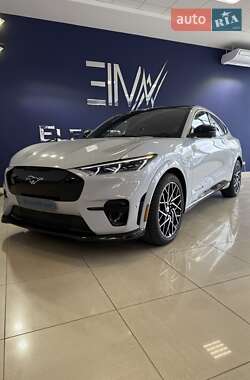 Ford Mustang Mach-E 2022