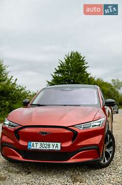 Ford Mustang Mach-E  2021