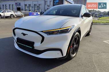 Ford Mustang Mach-E  2023