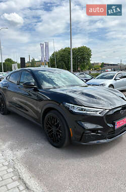Ford Mustang Mach-E  2021