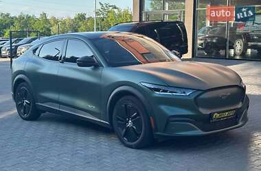 Ford Mustang Mach-E  2021