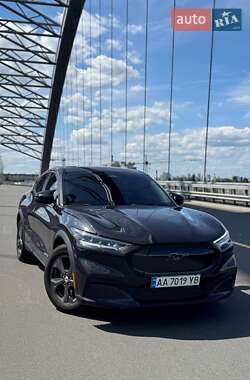 Ford Mustang Mach-E 2022