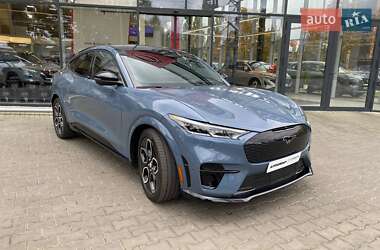 Ford Mustang Mach-E  2023