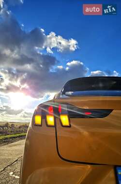 Ford Mustang Mach-E  2021