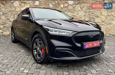 Ford Mustang Mach-E  2021