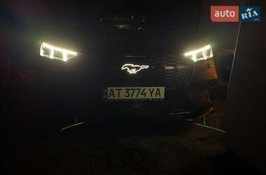 Ford Mustang Mach-E  2021