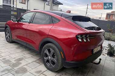 Ford Mustang Mach-E  2021