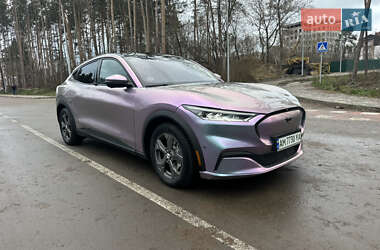 Ford Mustang Mach-E  2021