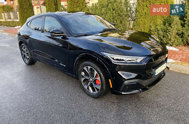 Ford Mustang Mach-E  2021