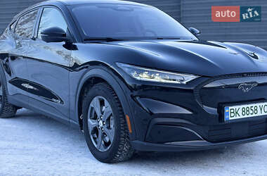 Ford Mustang Mach-E  2021