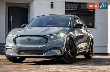 Ford Mustang Mach-E  2023