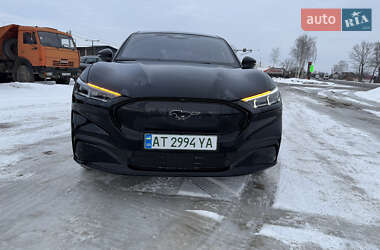 Ford Mustang Mach-E  2021