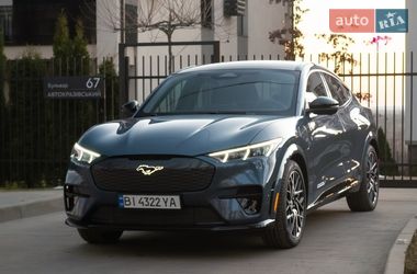 Ford Mustang Mach-E  2023