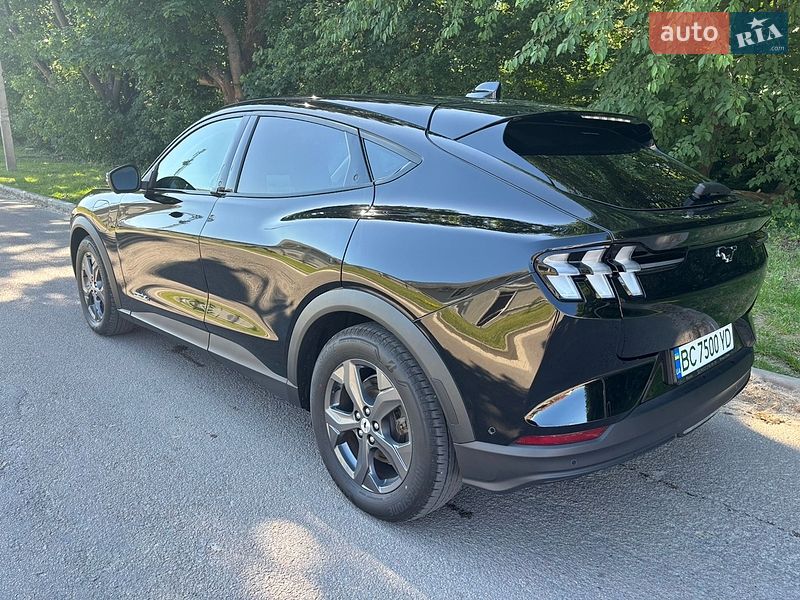 Внедорожник / Кроссовер Ford Mustang Mach-E 2022 в Львове