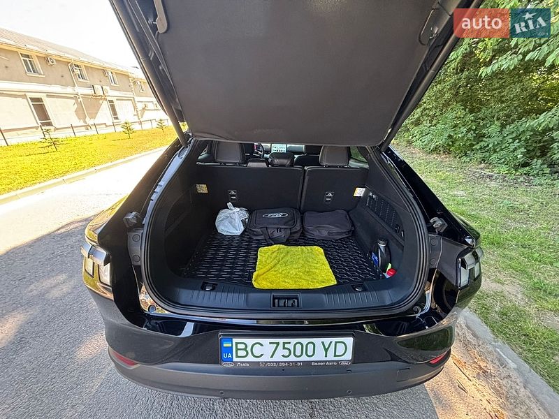 Внедорожник / Кроссовер Ford Mustang Mach-E 2022 в Львове
